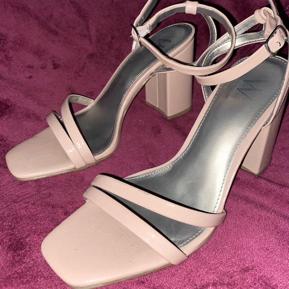 High heels, pink creme color